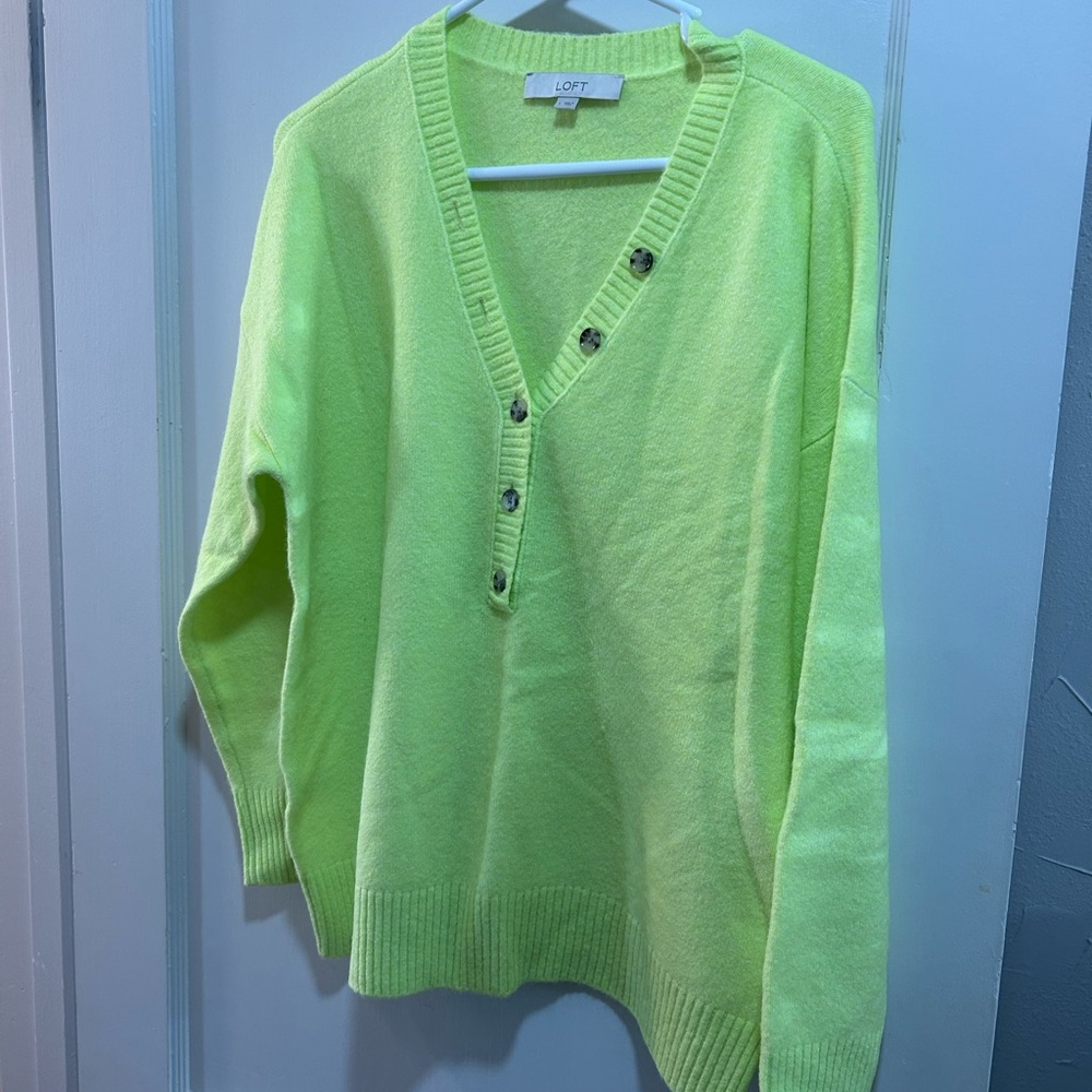LOFT V-Neck Sweater in Vibrant Green
